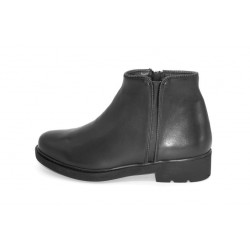 KARIN Ankle Boots