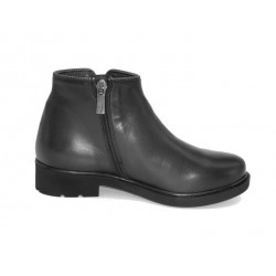 KARIN Ankle Boots
