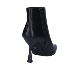 KEYS Ankle Boots