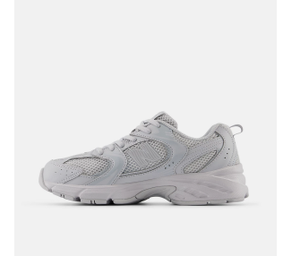 NEW BALANCE 530 Sneakers