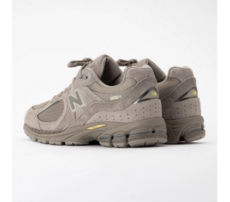 NEW BALANCE 2002 Sneakers