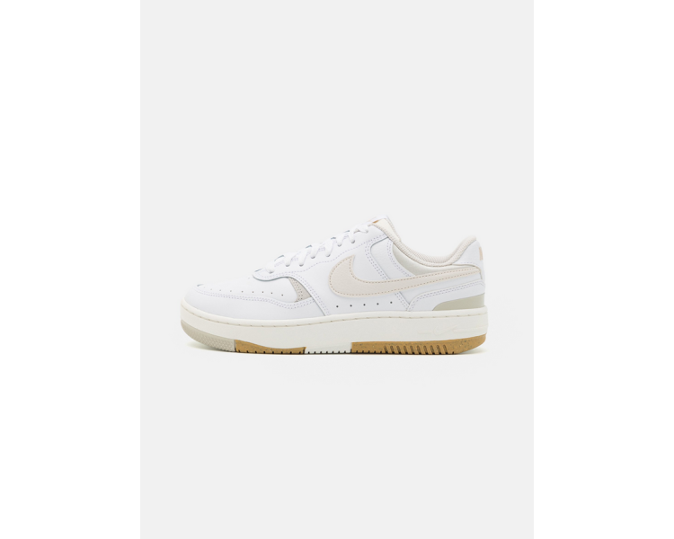 NIKE WMNS GAMMA FORCE Sneakers Donna