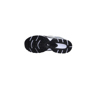 NIKE V5 RNR Sneakers